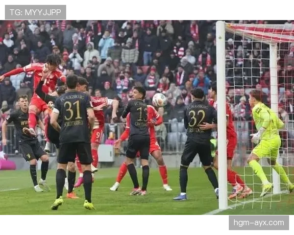 奥格斯堡中路渗透战术显成效,助球队近期强势逆转取胜 奥格斯堡中路渗透战术显成效,助球队近期强势逆转取胜