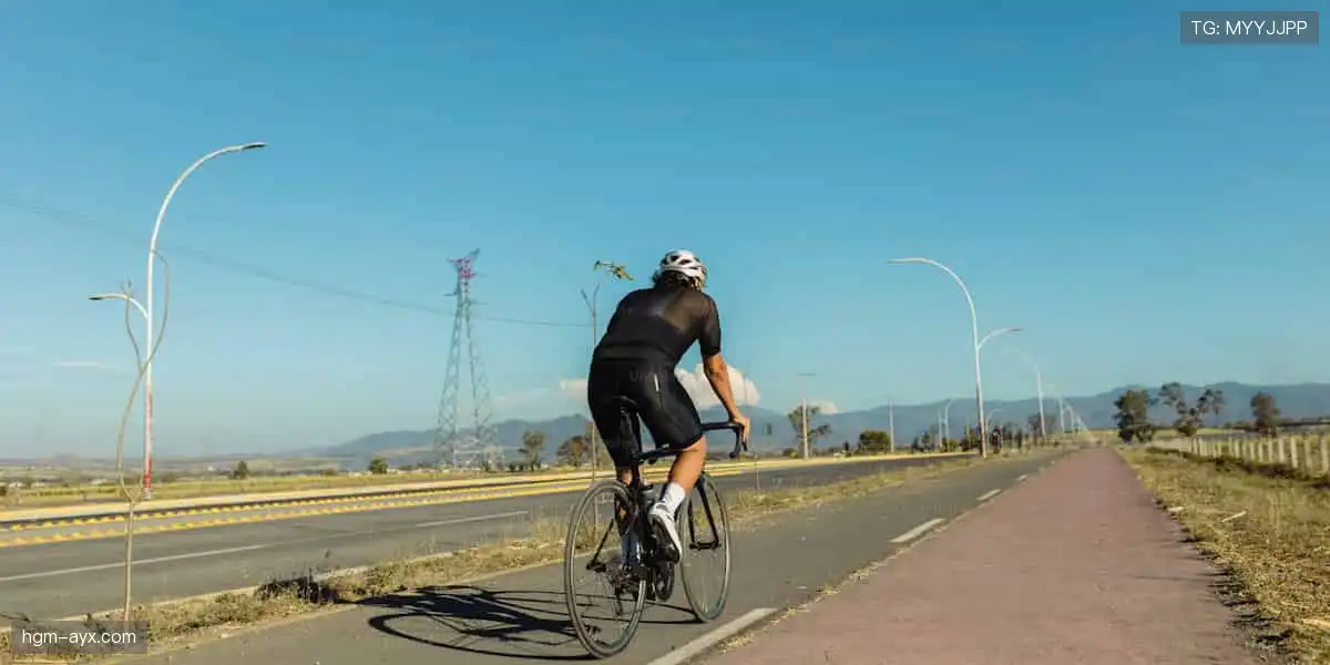 👟潮流单品,让运动成为时尚符号!